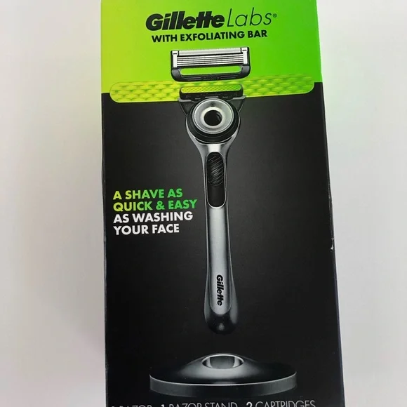 Gillette Labs With Exfoliating Razor + Cartridge Refill -New - Picture 2 of 4